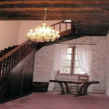度假居 House Ancienne Ecole De Moncere 13 Penne